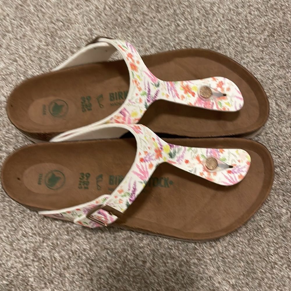 New BIRKENSTOCK WOMEN’S GIZEH VEGAN BIRKO-FLOR SANDAL WHITE 39 - Picture 5 of 11